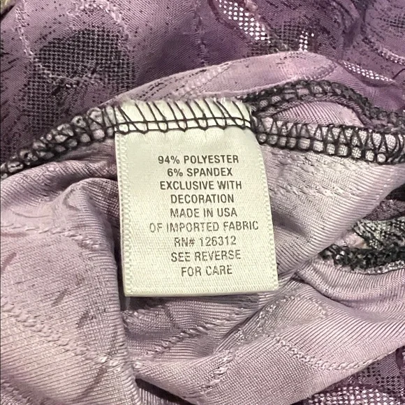 dressbarn Purple Floral Knit Sleeveless Ruffle top Large - Picture 6 of 6